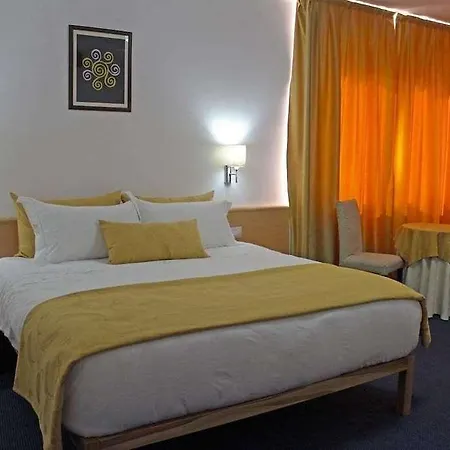Airport Tirana - Hotel