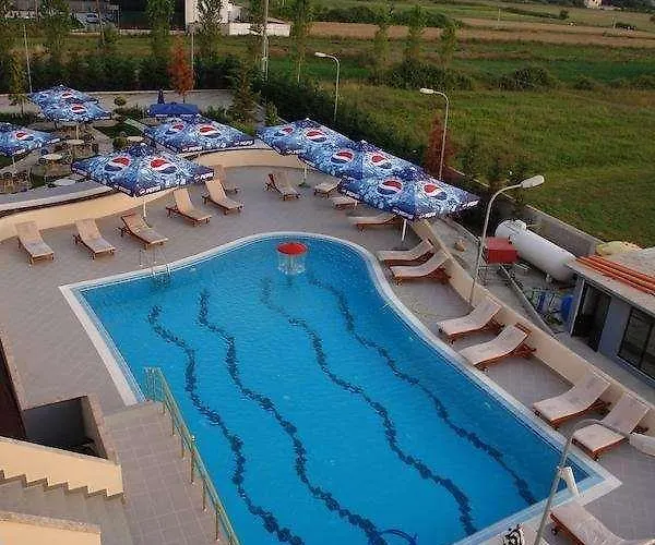 Airport Tirana - Hotel *