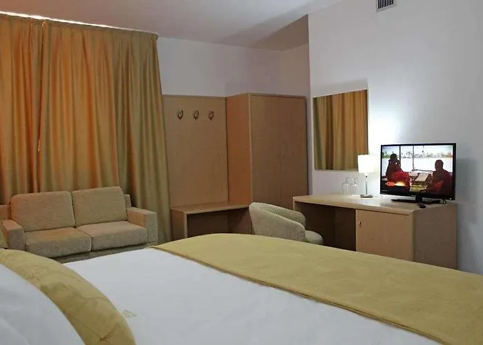 Hotel Airport Tirana -