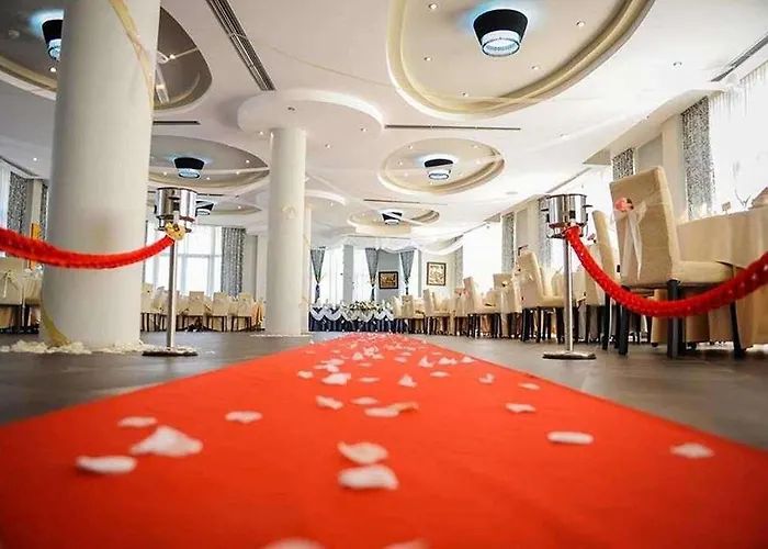 Hotel Airport Tirana - *